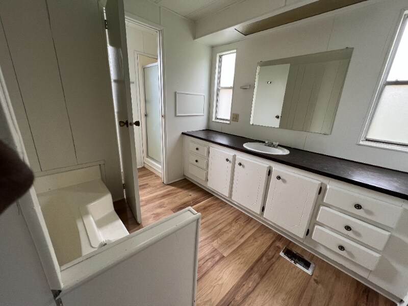 Building Photo - 84532 OR-11