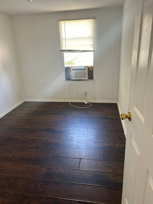 Building Photo - 201 S Preston Rd