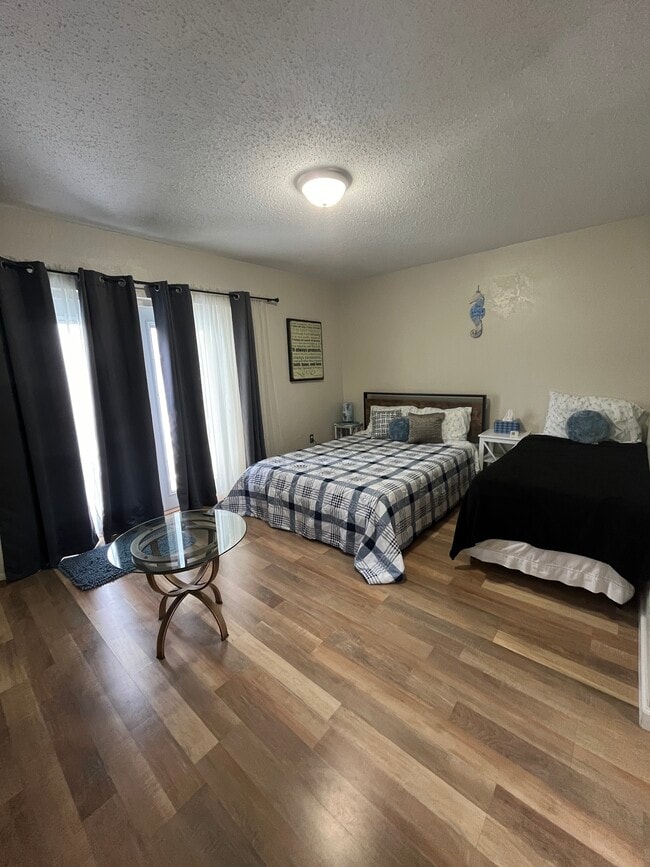 Building Photo - 7 Bristol Ln