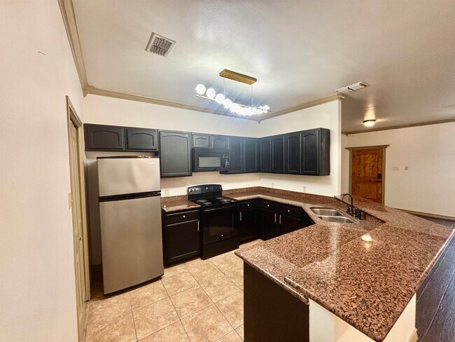 Building Photo - 8216 Casa Verde Rd
