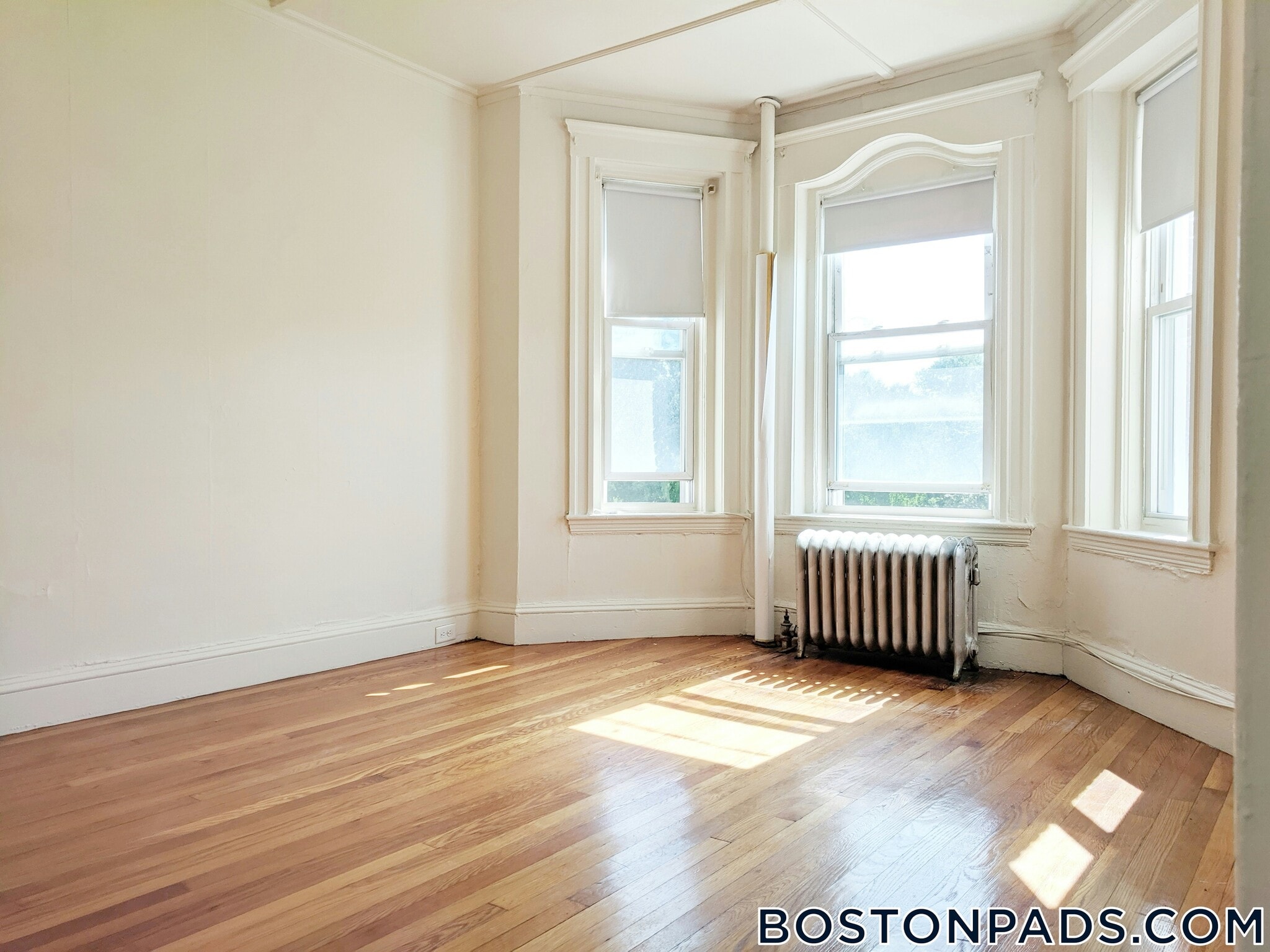 Building Photo - 1179 Boylston St
