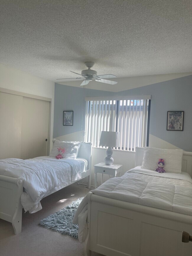 Guest room - 95 Calle Encinitas