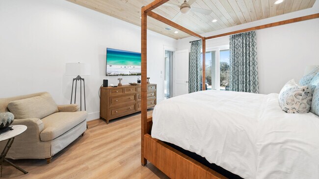 Building Photo - 28 Pelican Glide Ln