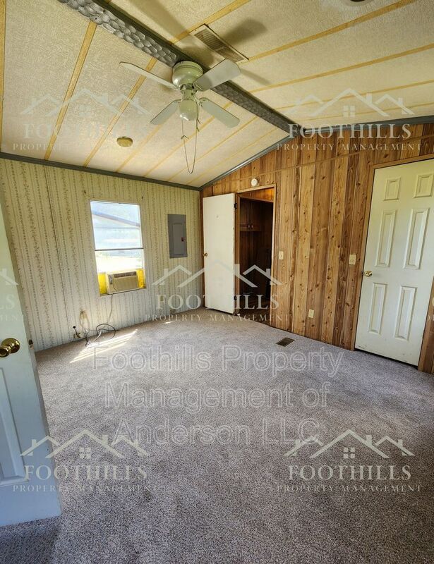 Building Photo - 408 Old Green Pond Rd