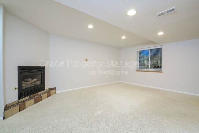 Building Photo - 10571 W 83rd Pl