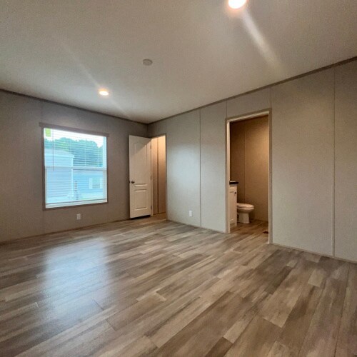 Building Photo - 202 Teasley Ln