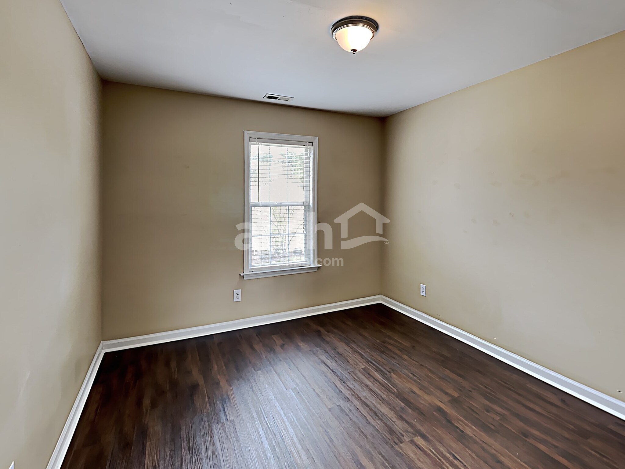 Building Photo - 100 Arbor Wynds Ct