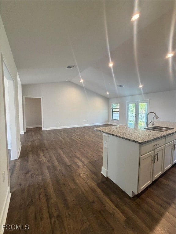 Building Photo - 4602 Karen Ave N