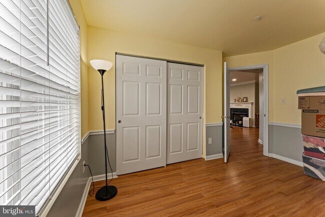 Building Photo - 8099 Lacy Dr