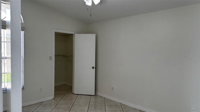 Building Photo - 2415 Harbor Town Dr