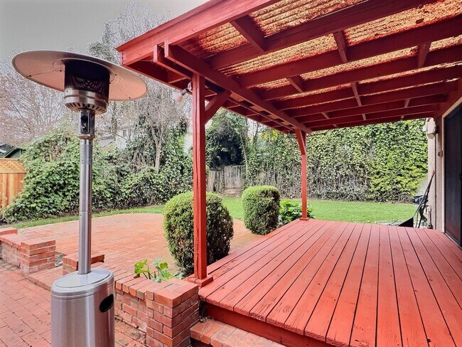 Building Photo - 3BD/2BA Classic Charming Home in Desirable Willow Glen