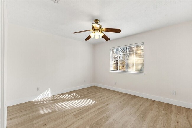 Building Photo - 2419 Brittain Ct