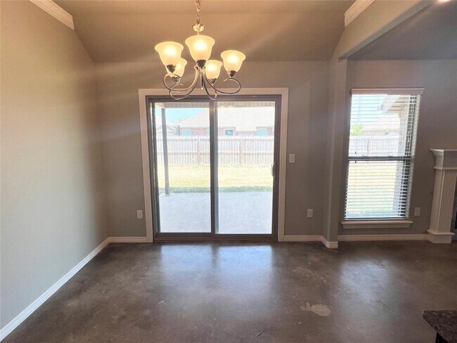 Building Photo - 211 Genoa Way