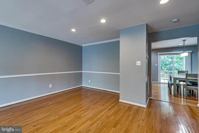 Building Photo - 8508 Blue Bird Woods Ct