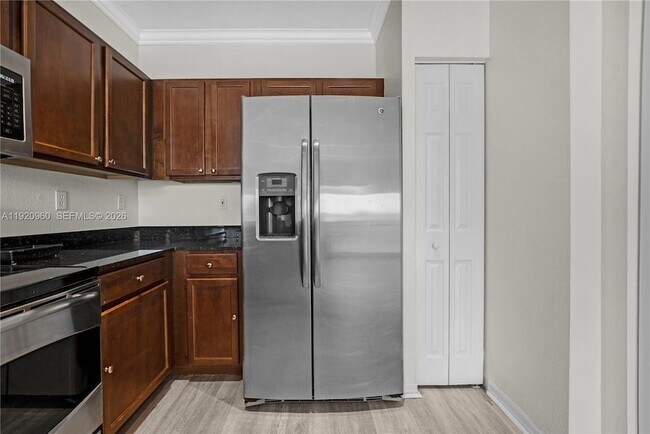 Building Photo - 10870 NW 88th Terrace