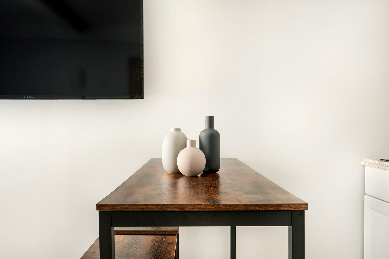 Building Photo - 240 W 73rd St