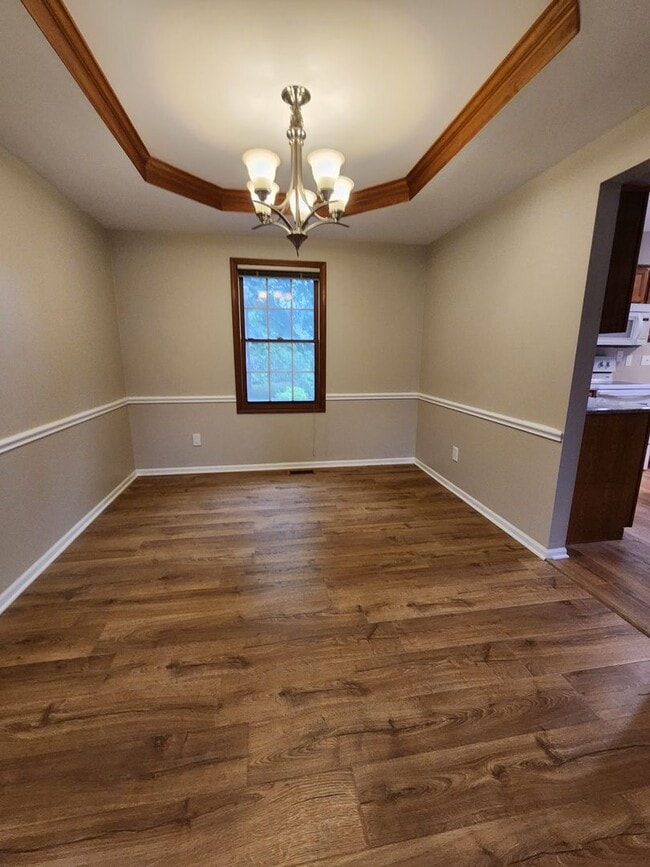 Building Photo - 4 Bedroom Home For Rent in Solon