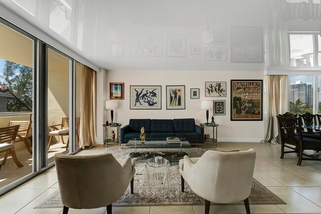 Building Photo - 3180 S Ocean Dr