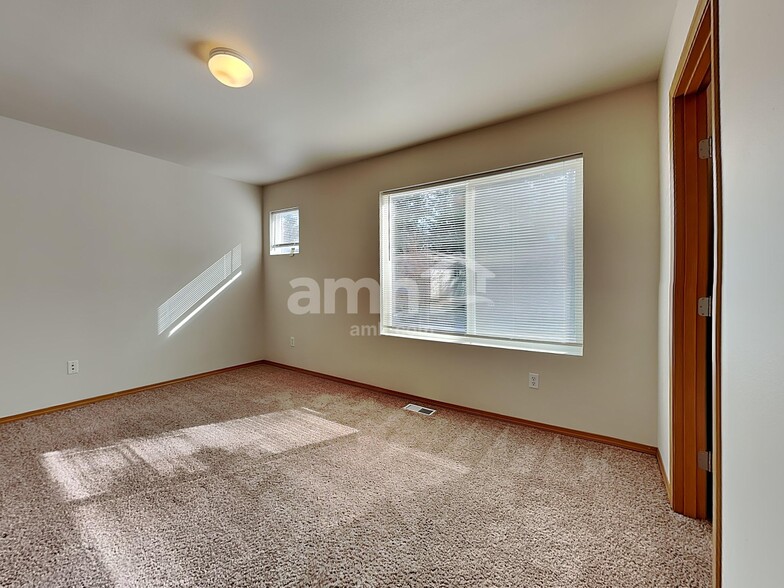 Building Photo - 20126 52nd Ave E