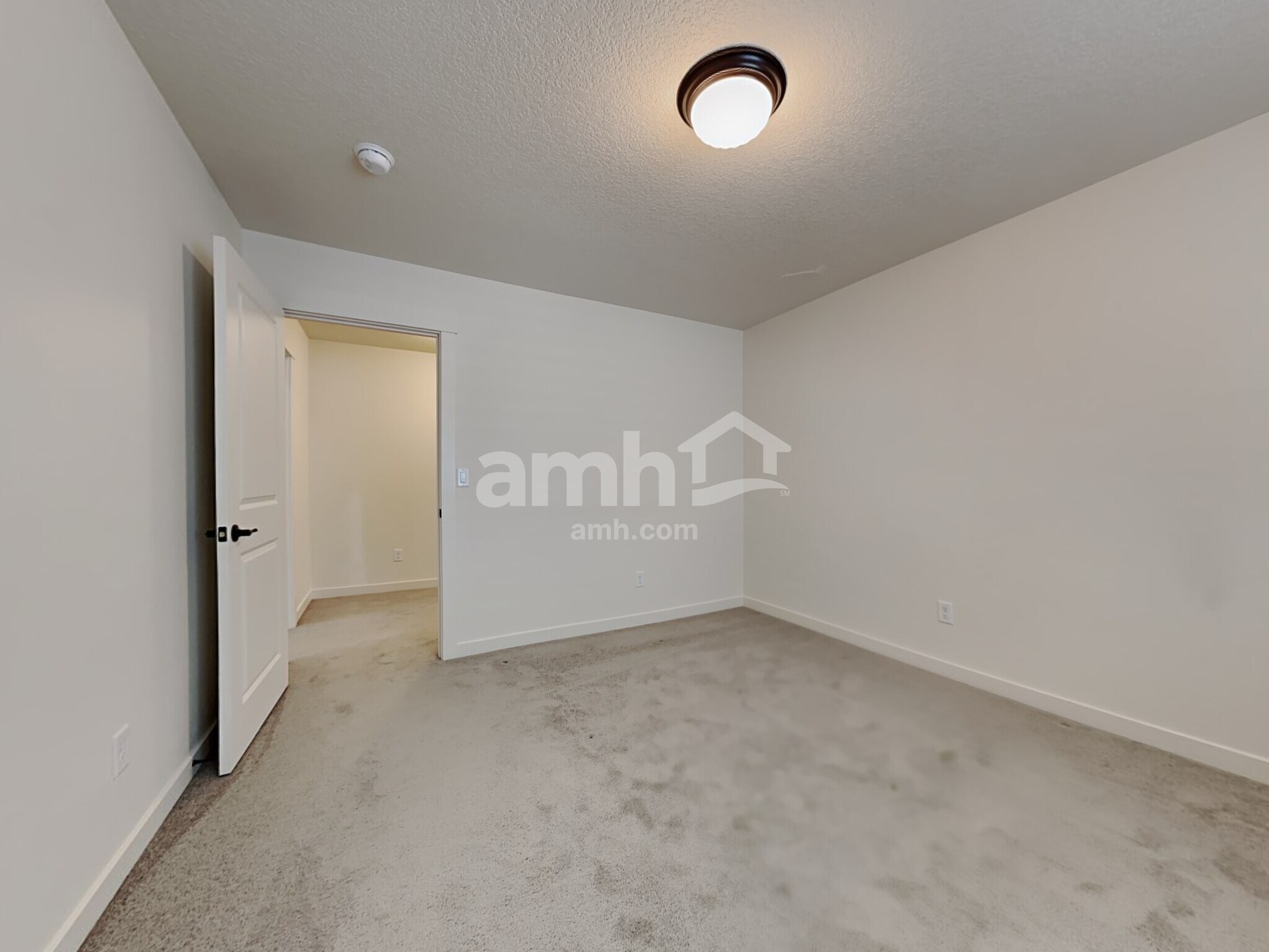 Building Photo - 7029 S 11th St