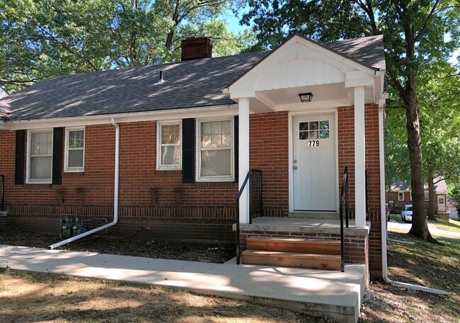 Building Photo - 779-779 Kickapoo St