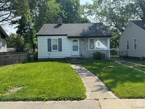 Building Photo - 19726 Seminole