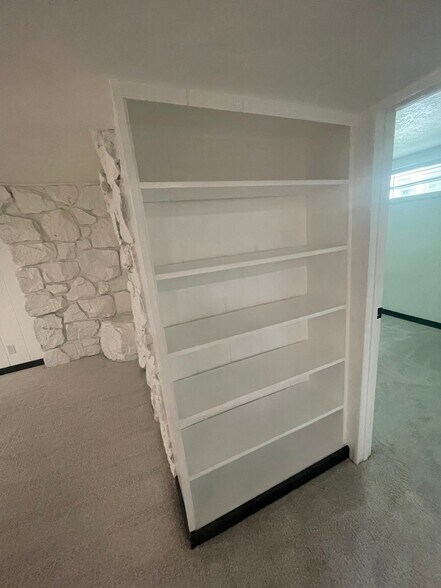 Building Photo - 3674 S 545 E