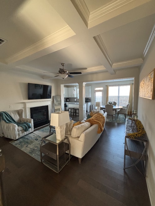 Building Photo - 2402 Fitts Dr