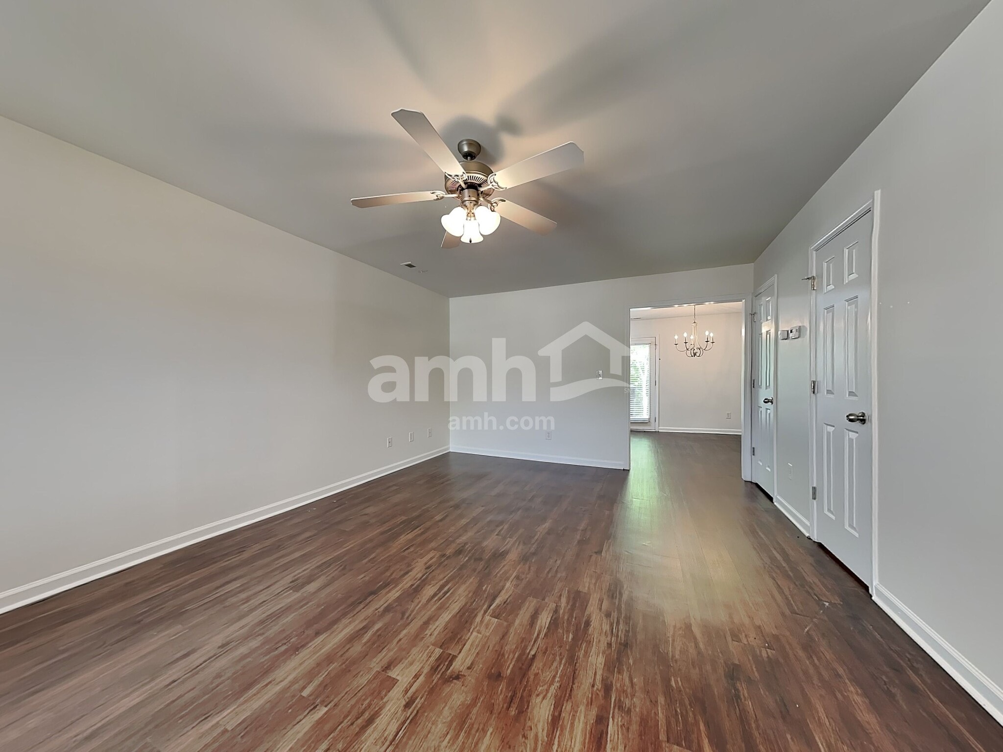 Building Photo - 1209 Plexor Ln