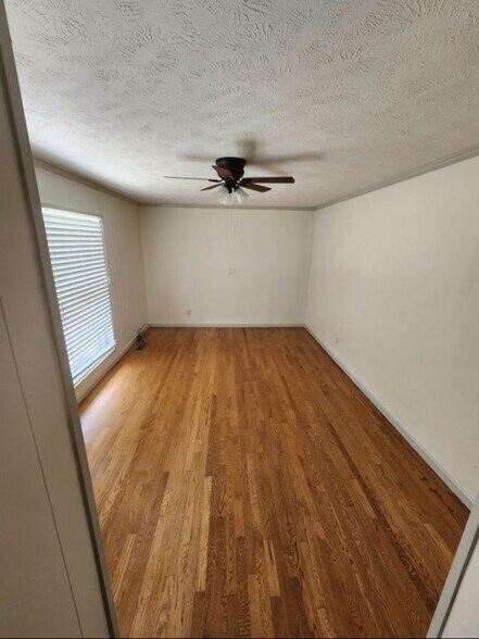 Building Photo - 509 Northampton Rd