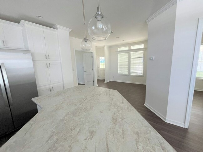 Building Photo - 5397 Bahia Wy