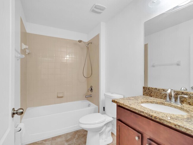 Building Photo - 1909 Hawks View Dr