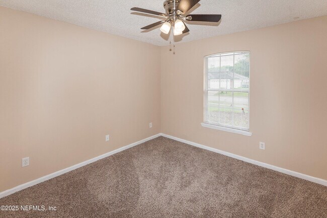 Building Photo - 1282 Summit Oaks Dr E