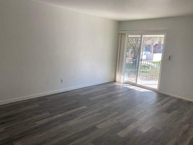 Floorplan - Coronado Court Apartment Homes