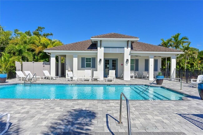 Building Photo - 8013 Clearwater Ct