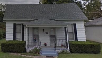 Building Photo - 413 3rd St