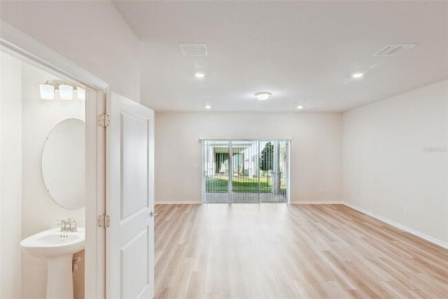 Building Photo - 115 Ivy Edge Ln