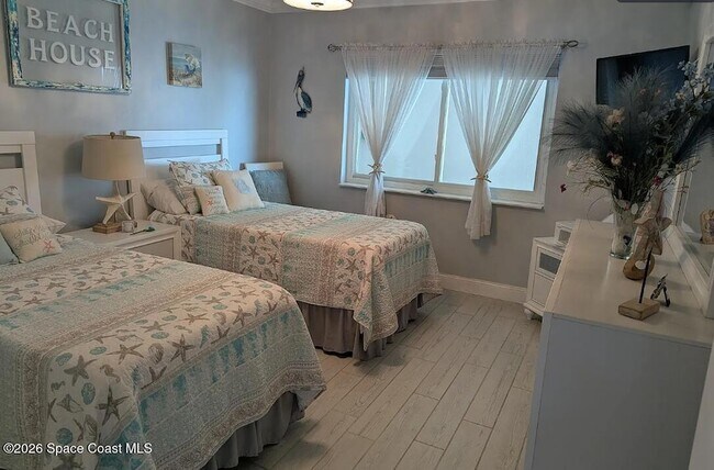 Building Photo - 1273 Jimmy Buffett Mem Hwy