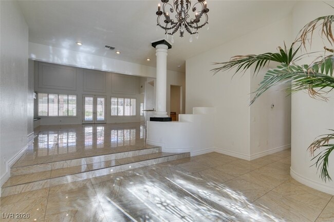 Building Photo - 8706 Mesa Madera Dr