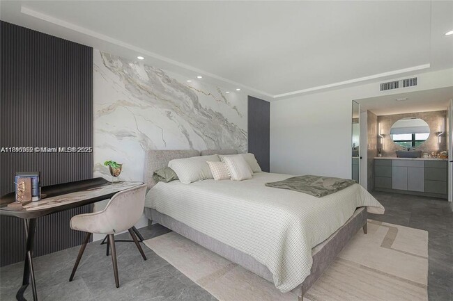 Building Photo - 3900 Galt Ocean Dr