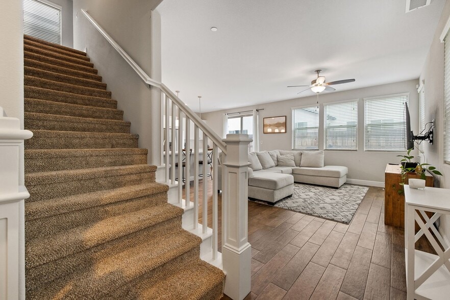 Building Photo - 6212 E Bibi Dr