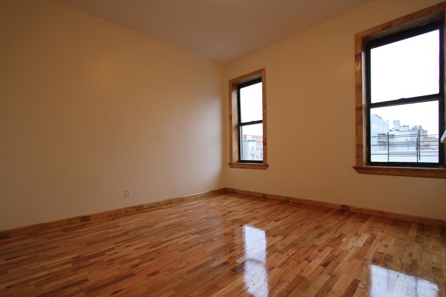Primary Photo - 213 Union Ave
