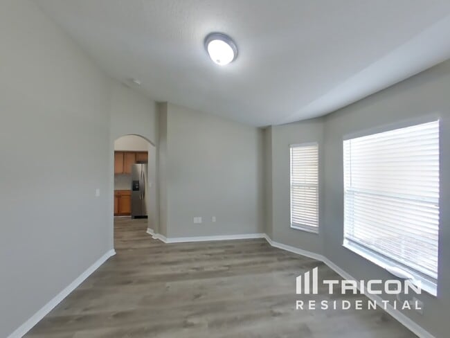 Building Photo - 13001 Fish Cove Dr