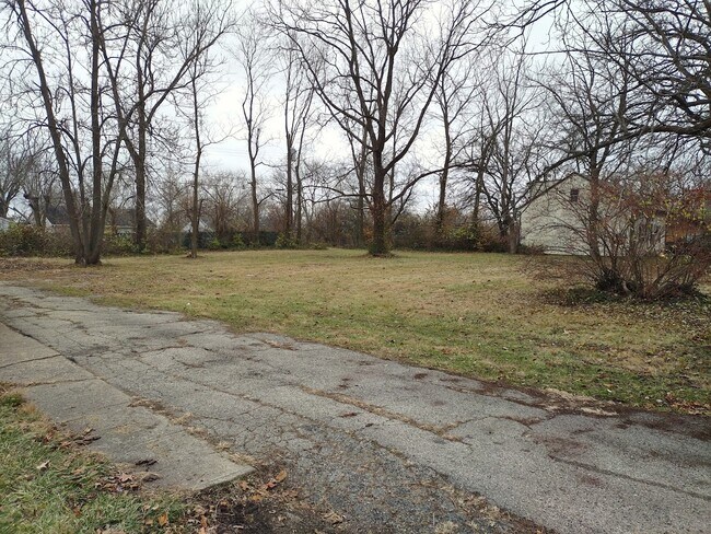 Building Photo - 4318 Nevada Ave