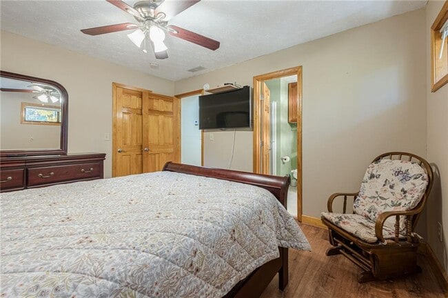 Building Photo - 435 Little Pines Ct