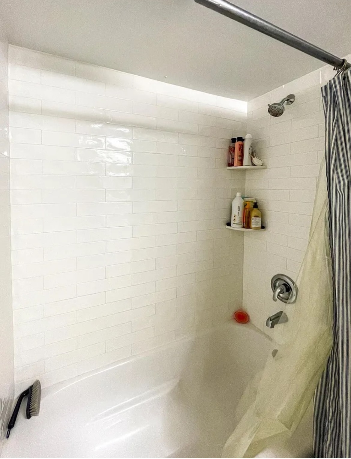 Building Photo - 2730 N Wilton Ave