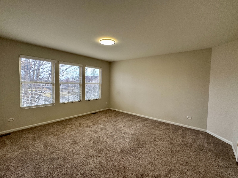 Building Photo - 11319 Maplewood Dr