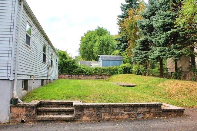 Building Photo - 208 Buena Vista Ave