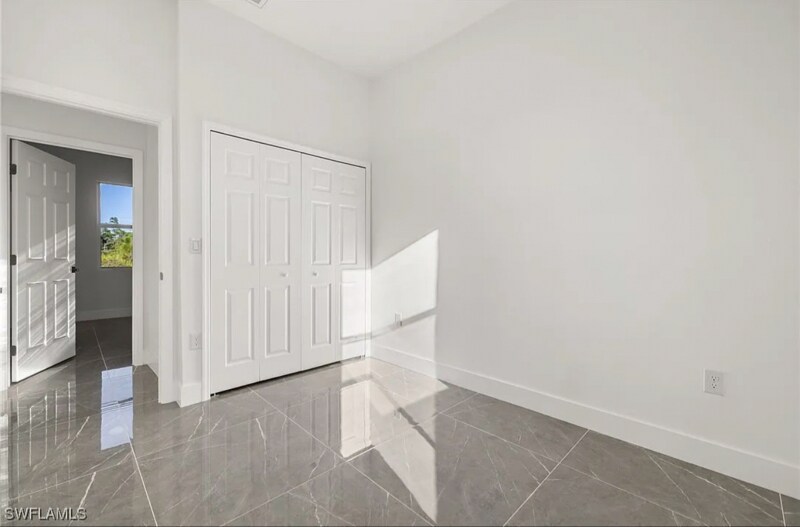 Building Photo - 905 Wabasso Ct