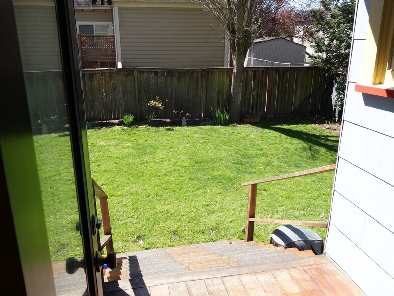 Back yard from kitchen - 30 NE Stanton St